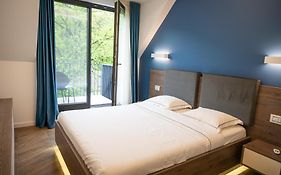 Poshspot Apartments